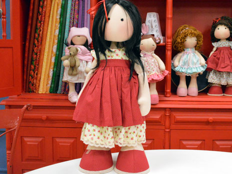 Elizangela Rodrigues – Boneca Olívia – Ateliê na TV  Roupas de boneca de  pano, Molde para roupa de boneca, Bonecas de pano